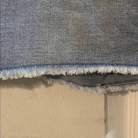 7 For All Mankind Light Blue Jean Shorts - Picture 5 of 11